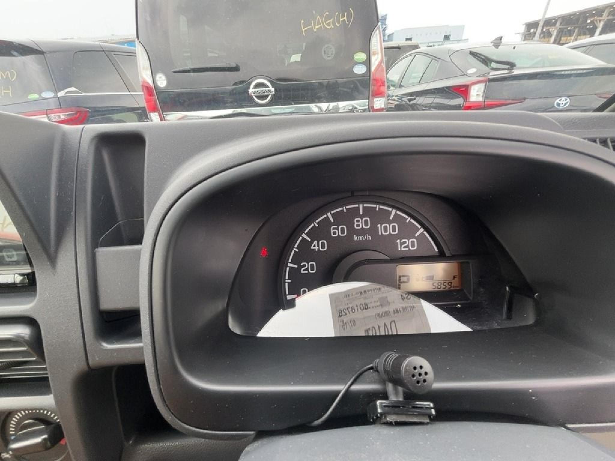 2024 Suzuki Carry Super Carry X 12 2024 Suzuki Carry Super Carry X - Image 13